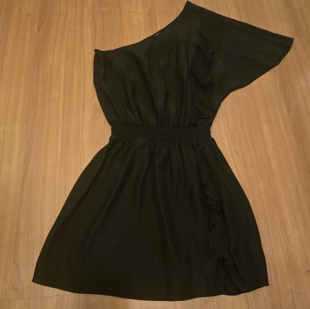 Parker Silk Elegant Black One-Shoulder Dress Small NWOT